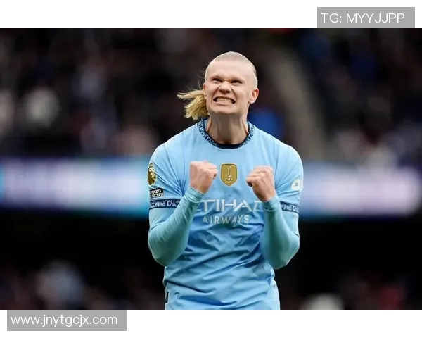 哈兰德如何在英超赛场迅速融入曼城球迷的期待与热情