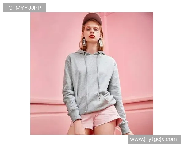 足球明星粉红色头发引领时尚潮流展现个性魅力与青春活力 足球明星粉红色头发引领时尚潮流展现个性魅力与青春活力