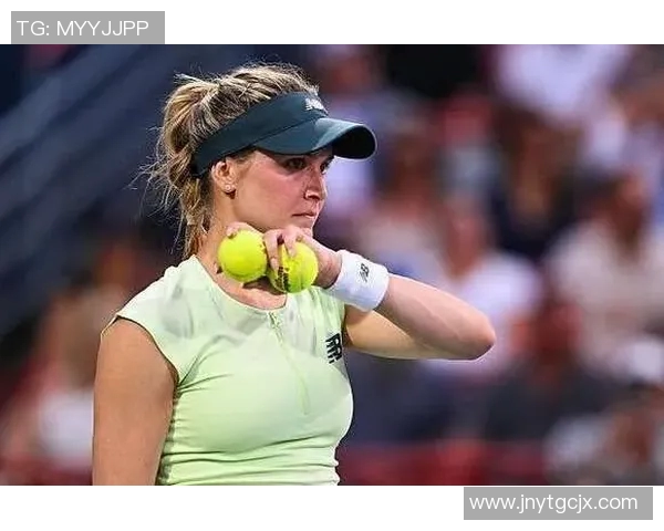 足球明星蓝白发型女孩的梦想与奋斗之路揭秘